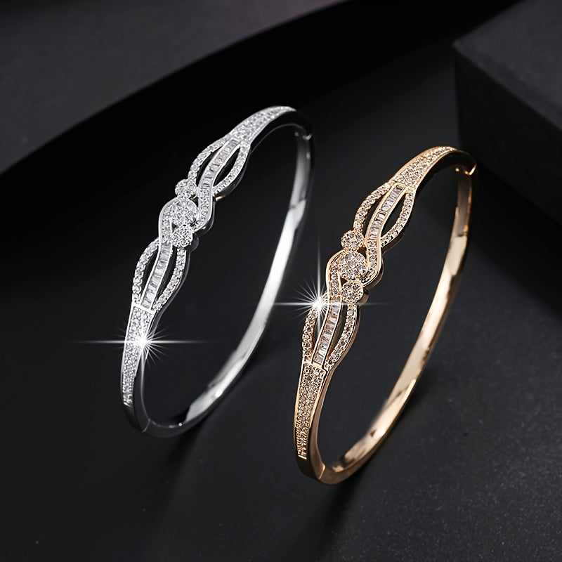 Starry Sky Bracelet: European and American Fashion Elegant Synthetic Zirconia Bracelet
