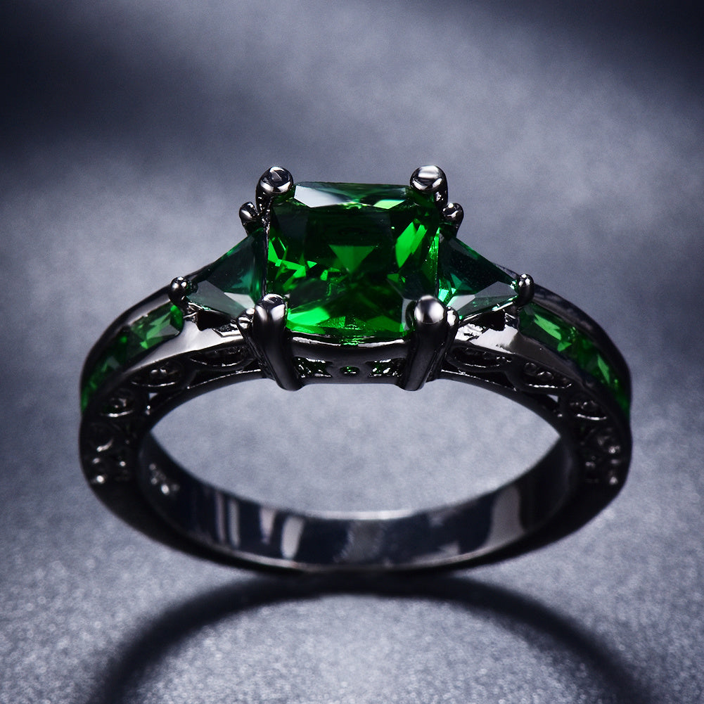 Vintage Black Golden Color Princess Cut Green Stone Ring Engagement Wedding Band Rings For Women Bridal Fine Jewelry Party Gift
