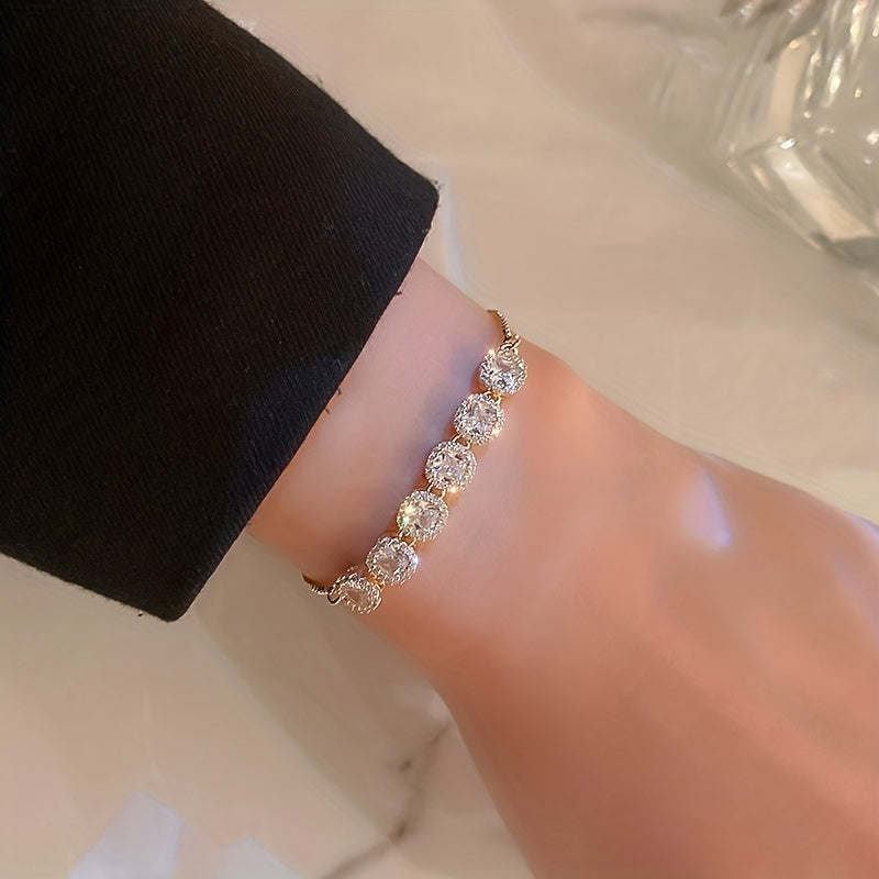 A Square Bracelet Made of Real Gold-Plated Zirconia.
