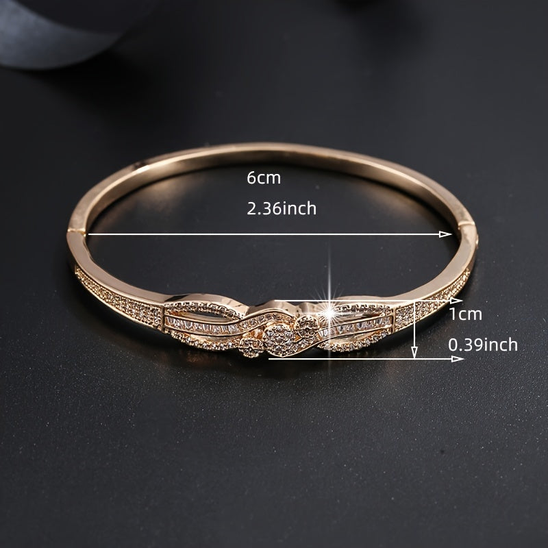 Starry Sky Bracelet: European and American Fashion Elegant Synthetic Zirconia Bracelet