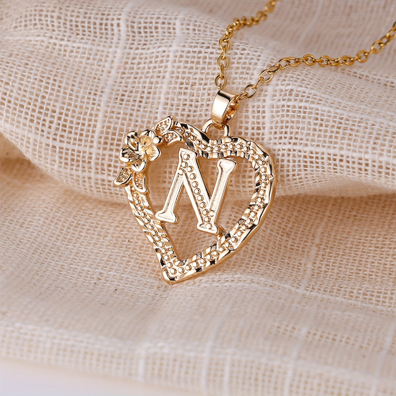 [Retro Love Necklace] Retro Palace Style Love Flower Letter Pendant Necklace - One 26 Letter Necklaces A-Z Capital Letter - Dating Wedding Jewelry
