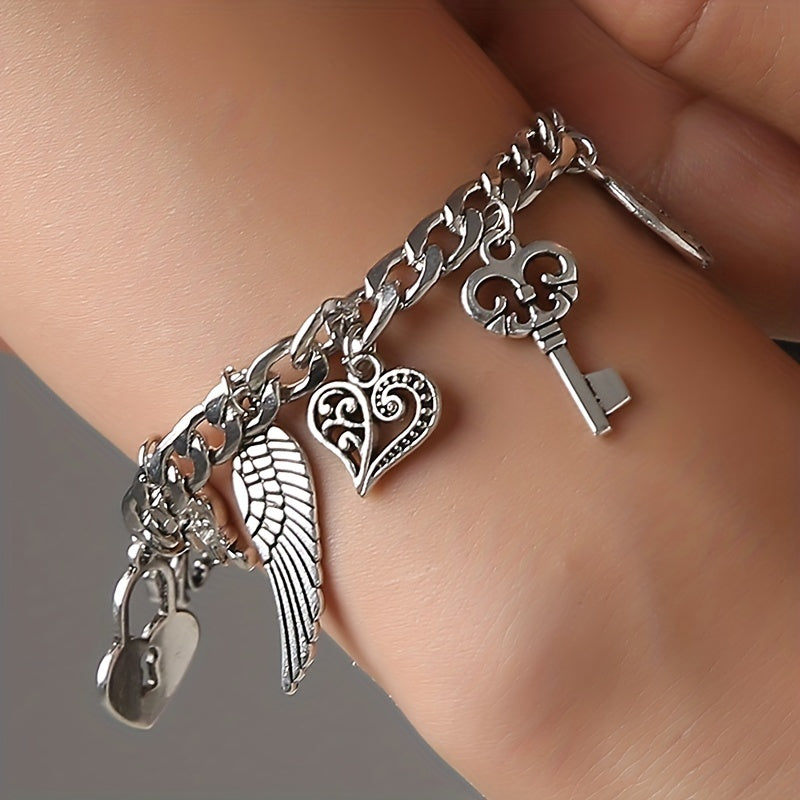 Retro Antique Silver Color Medicine Key Heart Wing Lock Buckle Bracelet Female Silver Plated Hand Accessories