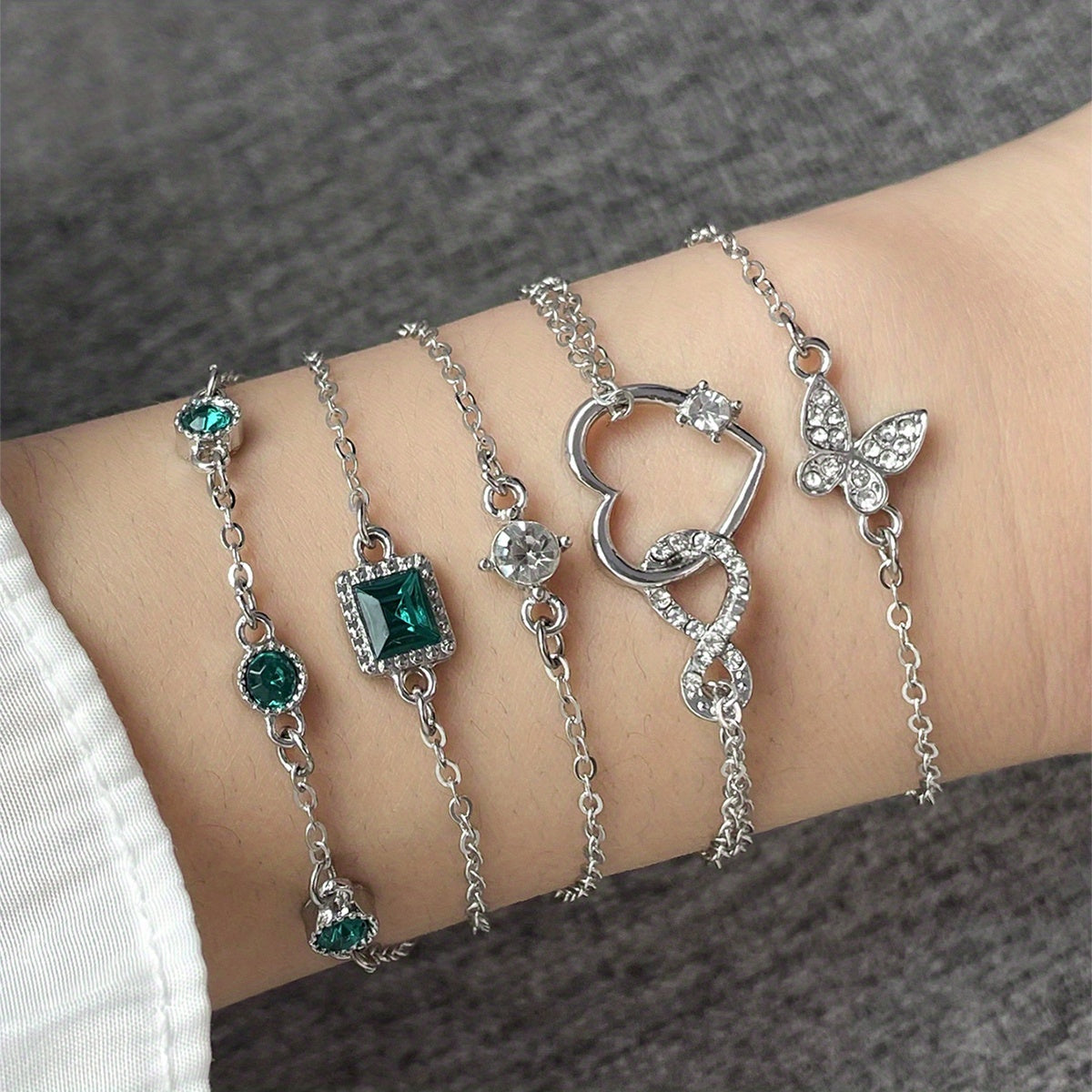 Environmental Protection Retro Elegant Fashion Bracelet Set Love Full Throw Diamond Shining Infinite Symbol Geometry Green Rhinestone Bracelet Set 5pcs