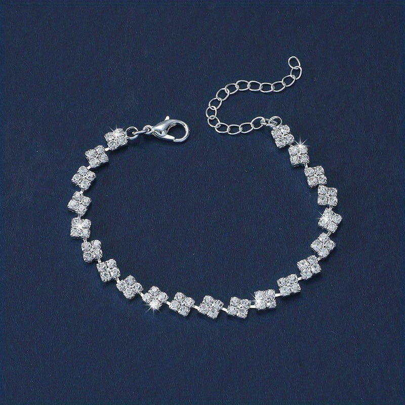 Elegant Square Design Rhinestone Claw Chain Bracelet for Women - Luxurious, Sparkling, Perfect for Casual Fashion Trend