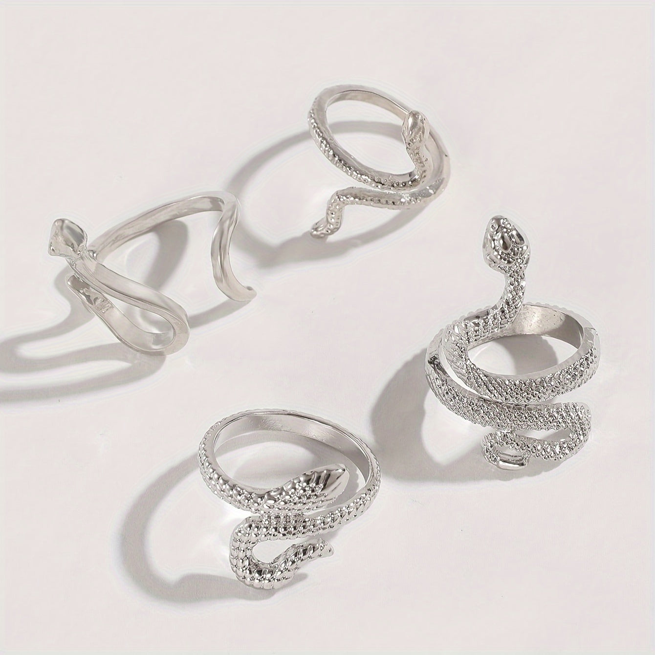 4pcs Vintage Stacking Rings Retro Snake Design Suitable For Men And Women Match Daily Outfits Party Accessories Perfect Decor For Cool Friends